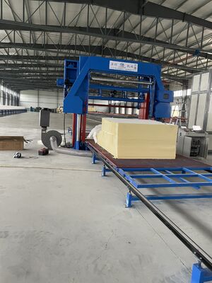 Medidor de flujo de vidrio automático Máquina horizontal para hacer espuma hasta 1300 mm de altura